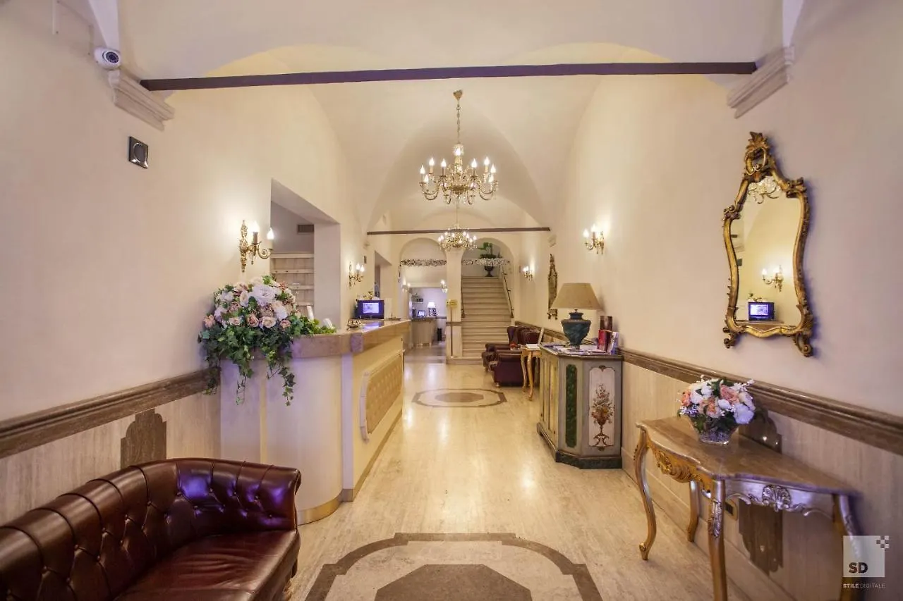 Hotel Cavour Bologna 3*,