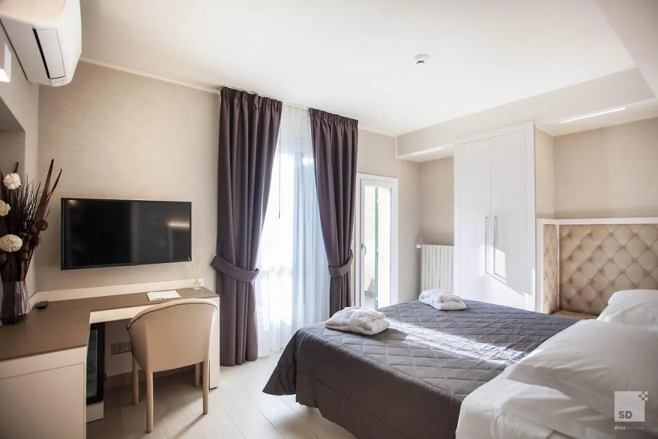 ***  Hotel Cavour Bologna Italien